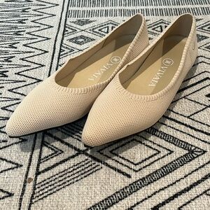 Vivaia Aria 5° Classic pointed-toe flat water resistant